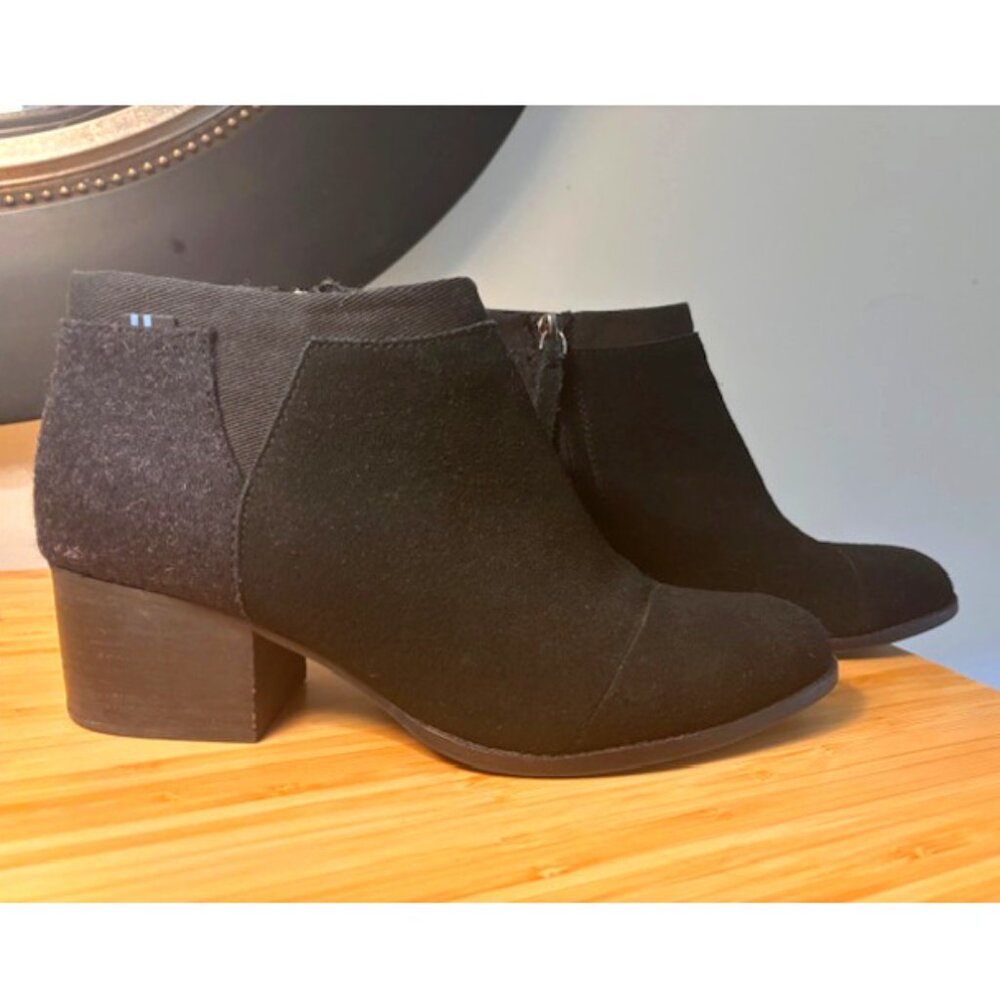 Toms Loren Ankle Booties, Black Suede & Felt, Size: 8.5
